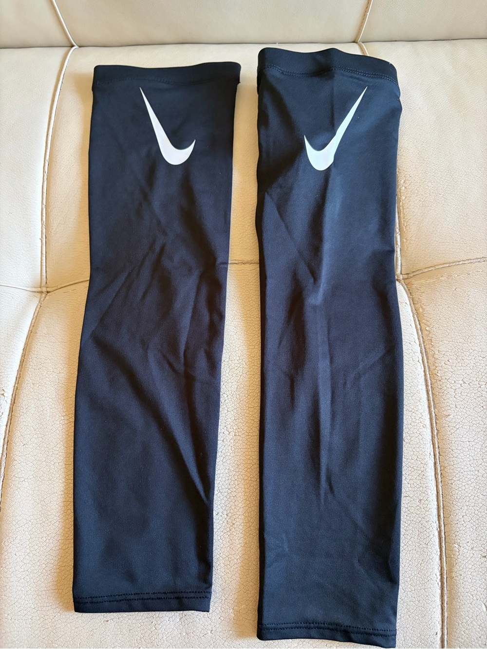 Nike Black Men's Performance Leggings with White Swoosh